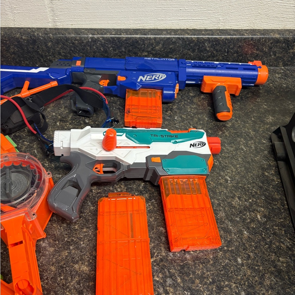 NERF bundle. - Picture 3 of 9
